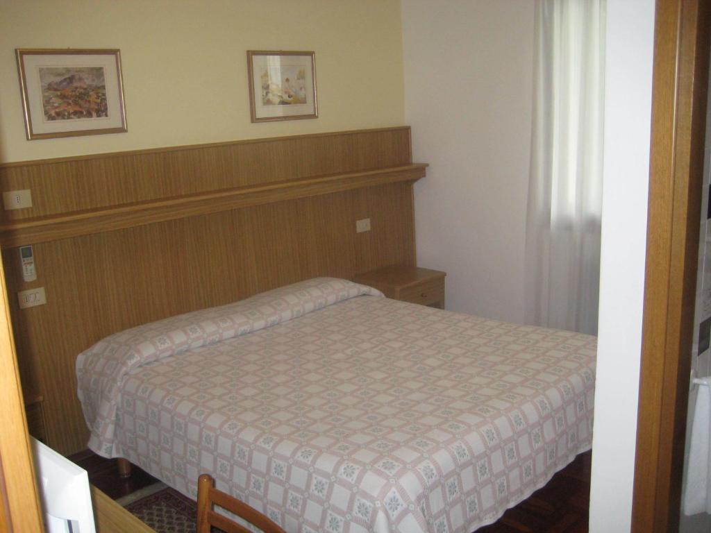 Hotel Ristorante Dotto Varago Kamer foto