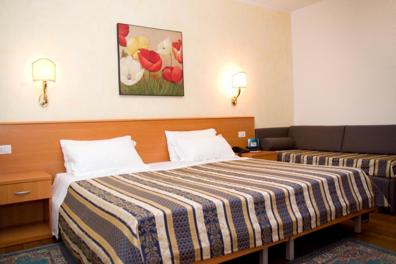 Hotel Ristorante Dotto Varago Kamer foto